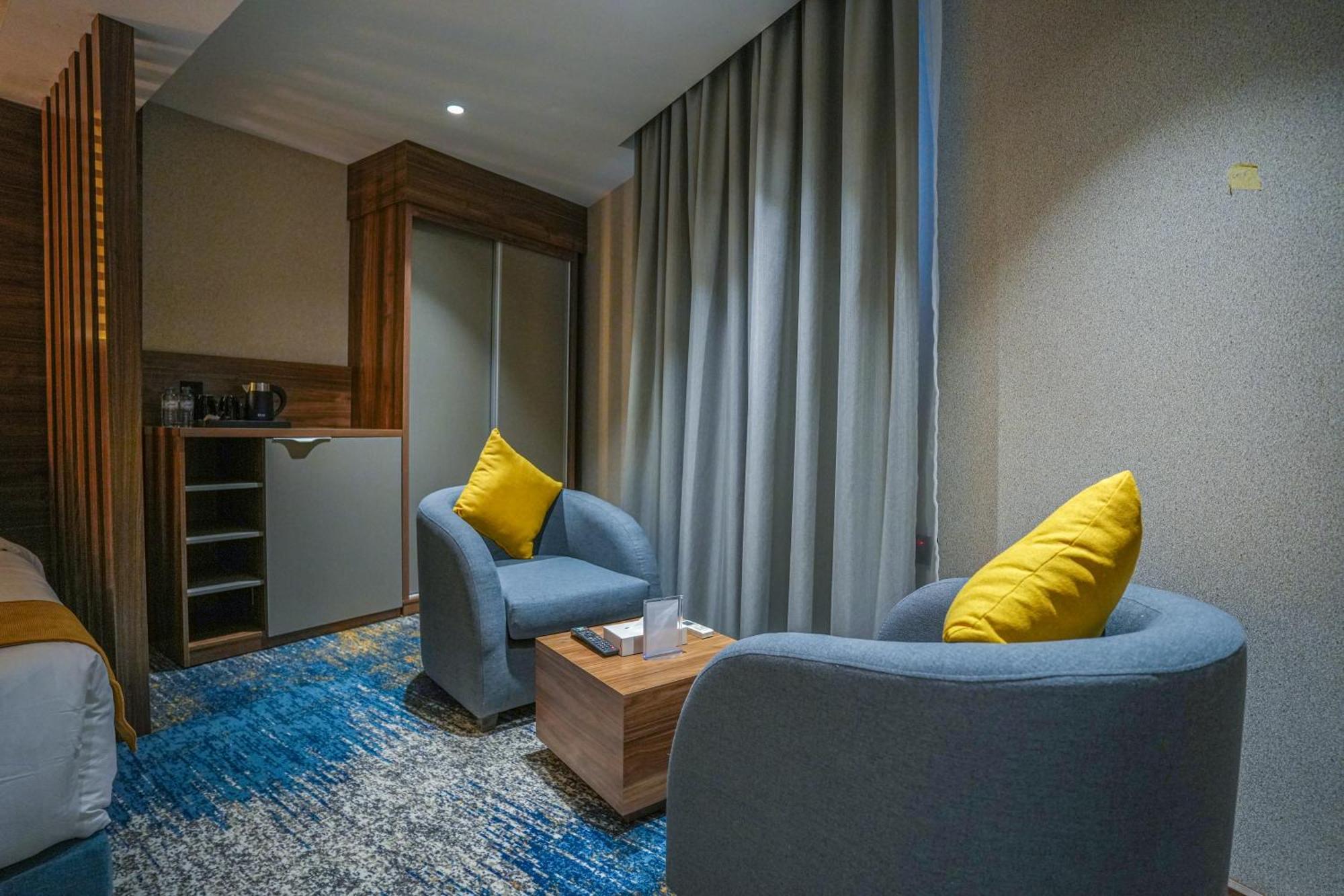 Haven Plaza Hotel Riyadh Exterior photo