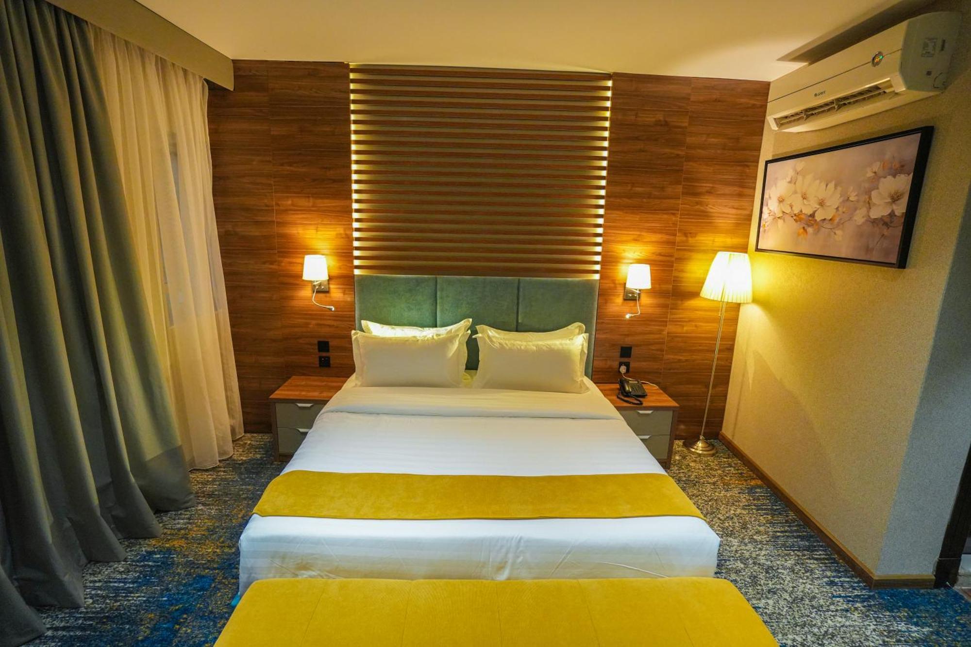 Haven Plaza Hotel Riyadh Exterior photo